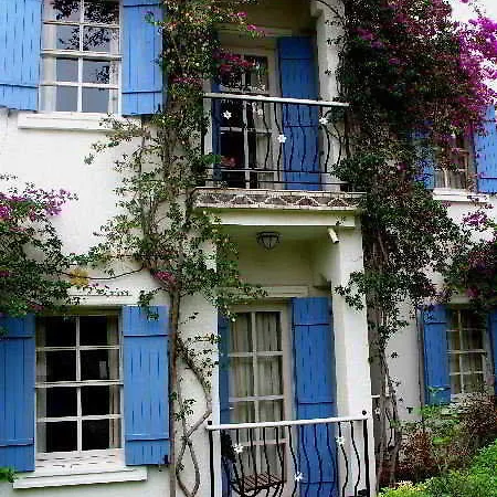 Hotel L'ambiance 4*